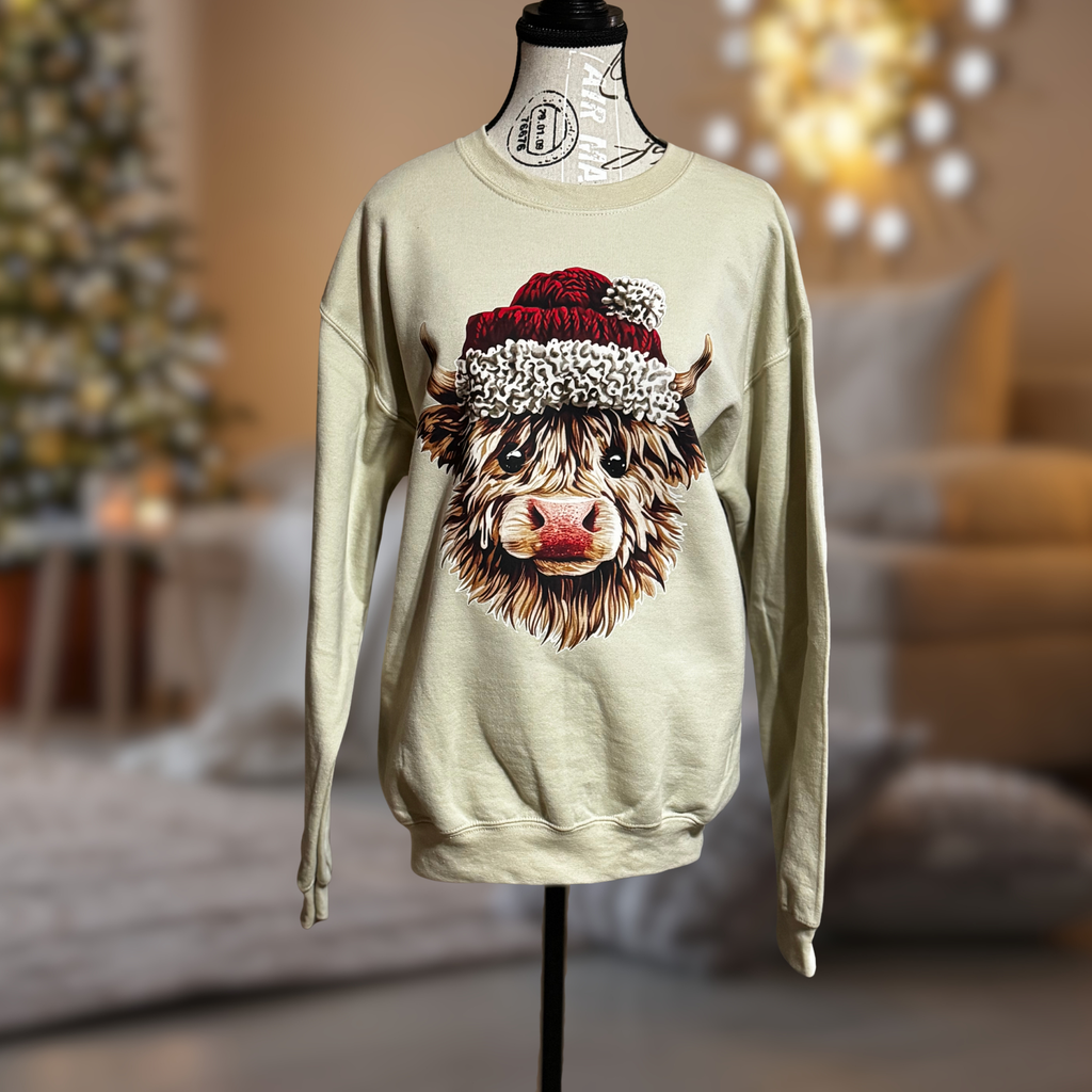 Highland Christmas Cow Crewneck – Cozy Holiday Sweatshirt